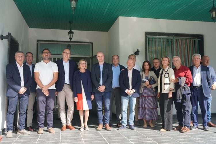 Autoridades y ponentes durante la II Jornada Técnica de seguridad y salud 1